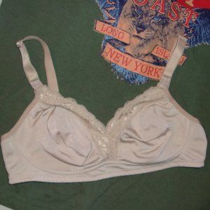 size 34B 34 B Bra womens underwear  tan nude thirty four